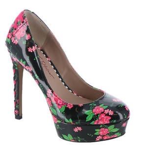 BETSEY JOHNSON Bonnee Black Multi Floral Platform Heels Pumps size 5 brand new